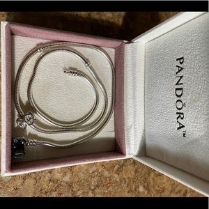 New in box Pandora necklace